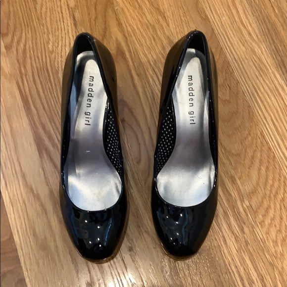 Madden girl black patten leather heels - Picture 3 of 4